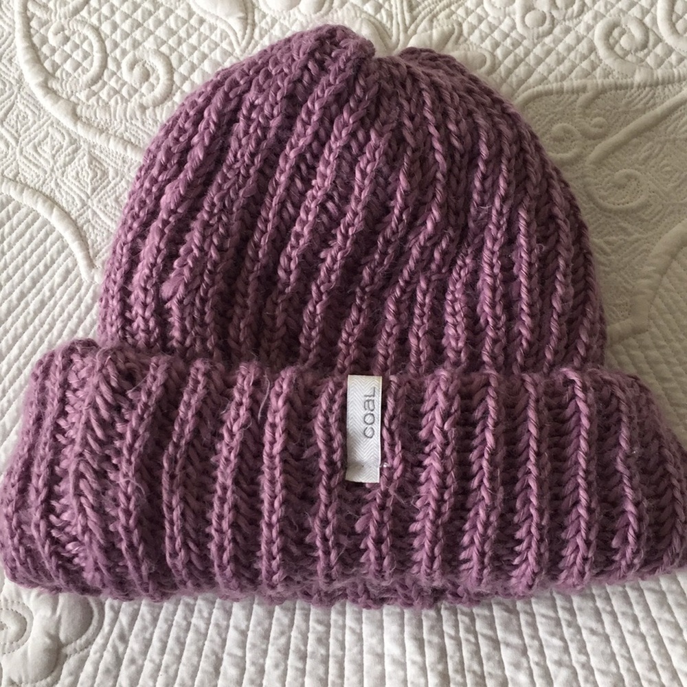 Coal beanie in dusty pink